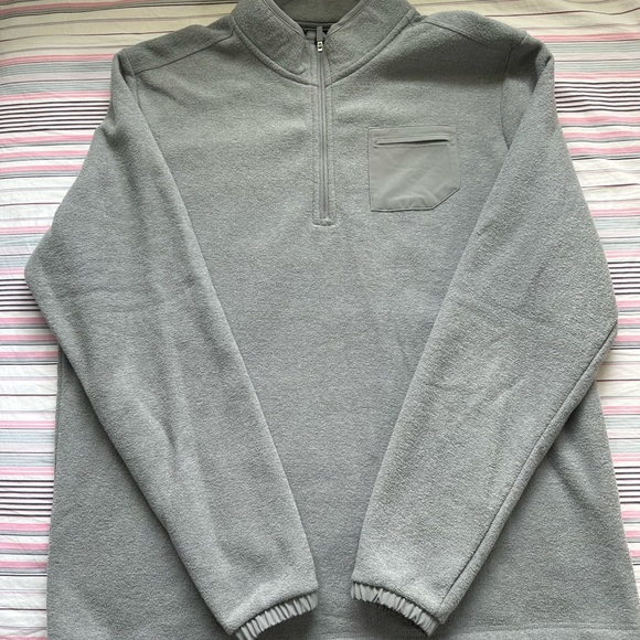 Adidas Men’s Quarter Zip Sweater - Picture 4 of 6